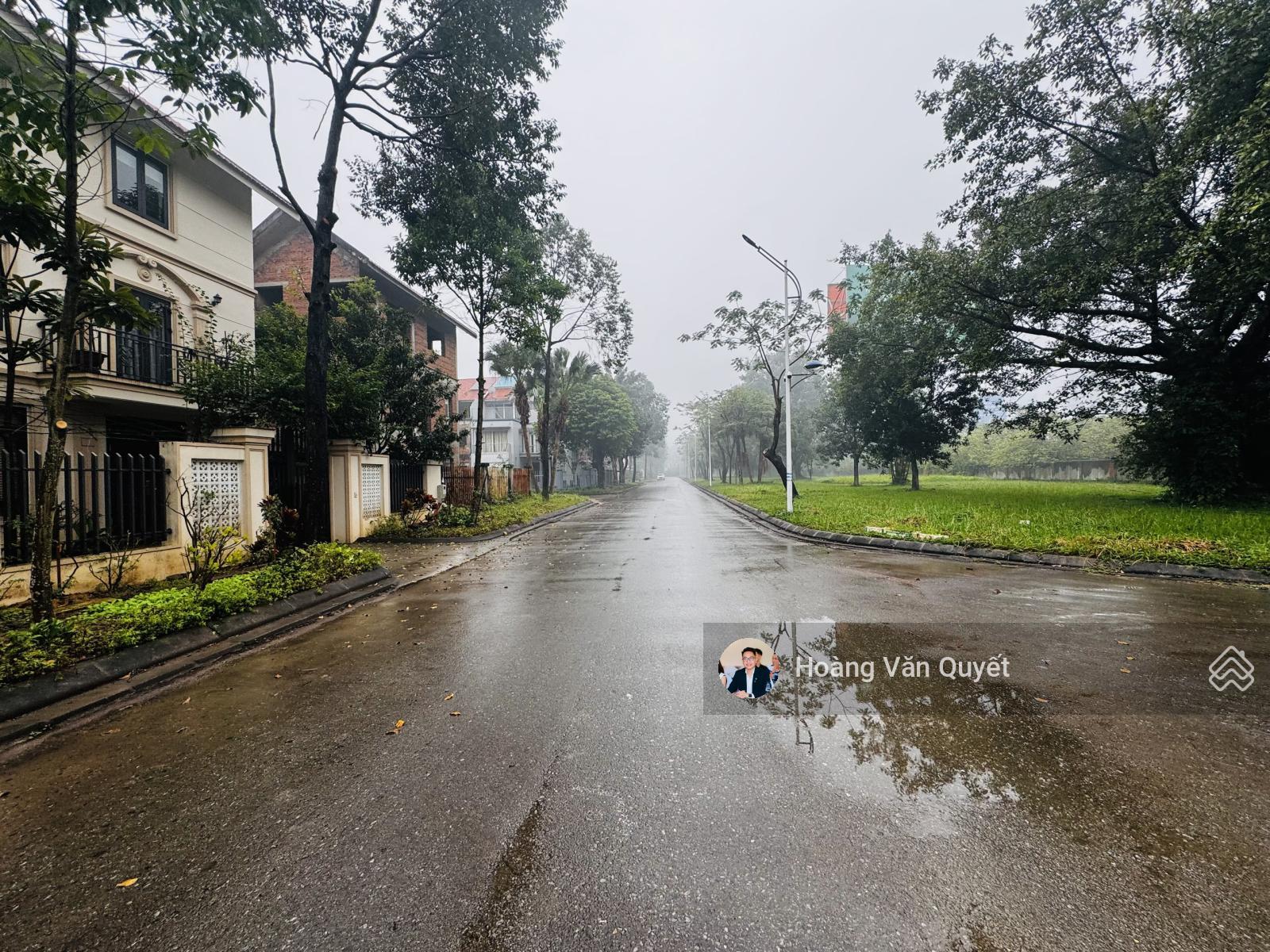 Bán biệt thự góc đẹp 450m2 đường rộng 15,5m Khu biệt thự Long Việt giá 63triệu /m2. LH 0962 202 ***