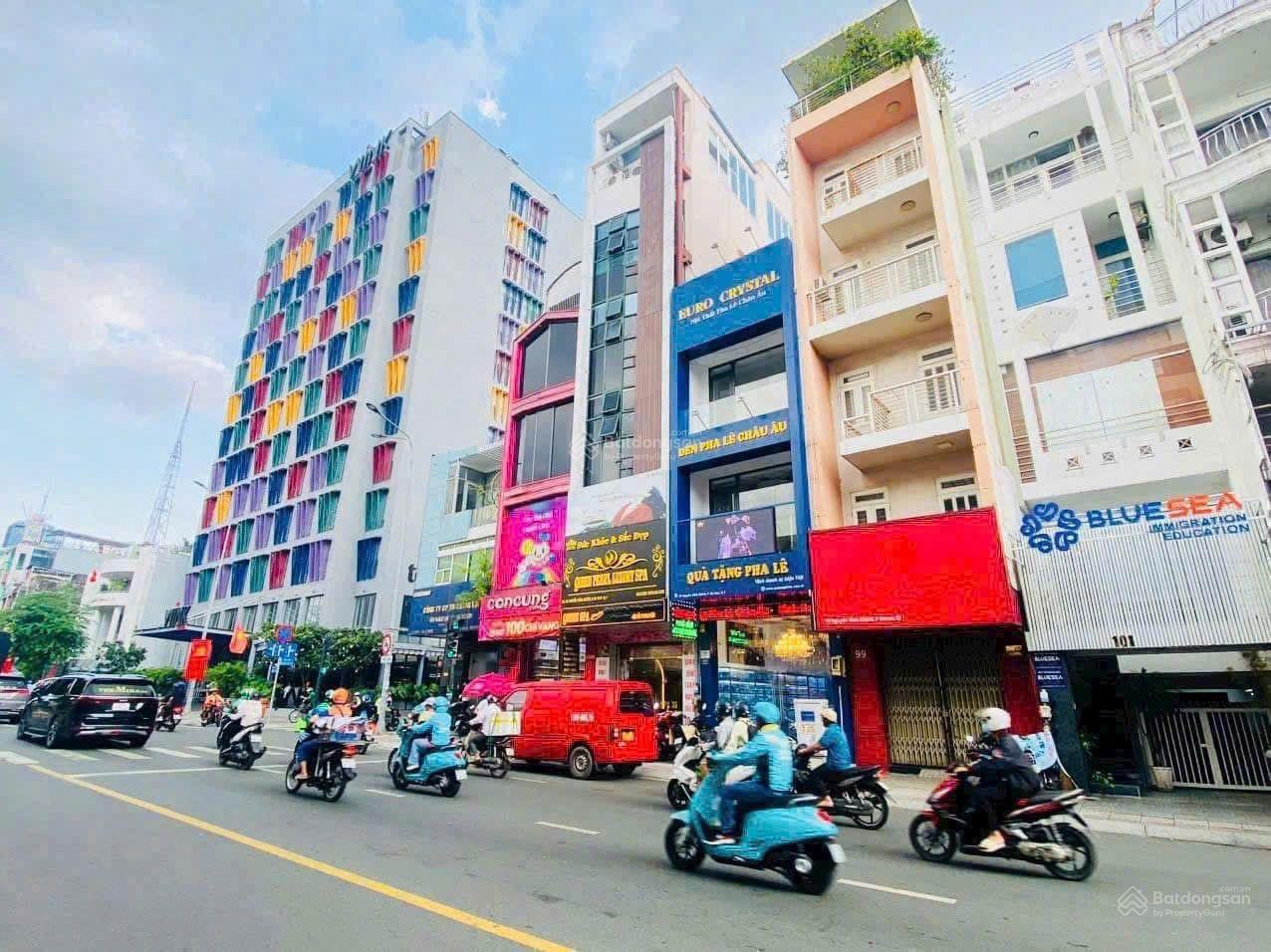 Bán gấp nhà 2 mặt tiền Đinh Tiên Hoàng Q1 DT: 4m x 11m 1 lầu đang cho thuê 42tr/th giá 12 tỷ 5 Bán gấp nhà 2 mặt tiền Đinh Tiên Hoàng Q1 DT: 4m x 11m 1 lầu đang cho thuê 42tr/th giá 12 tỷ 5