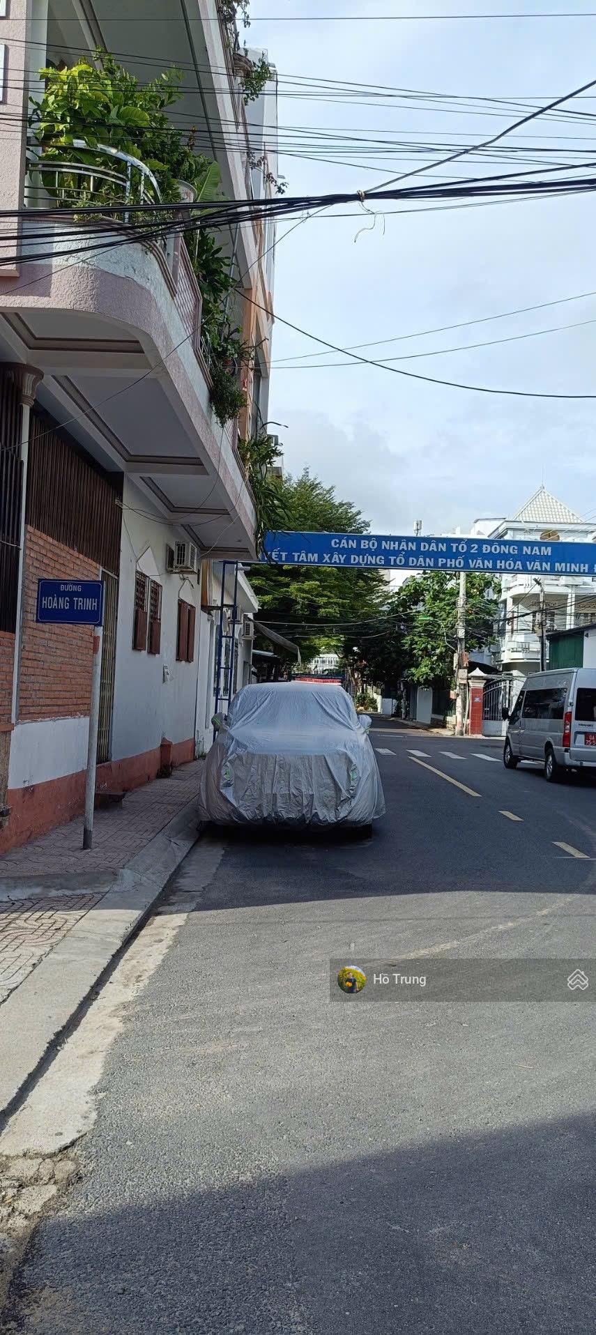 Bán dãy trọ mặt đường Hoàng Trinh, cách bãi tắm Hòn Chồng 200m