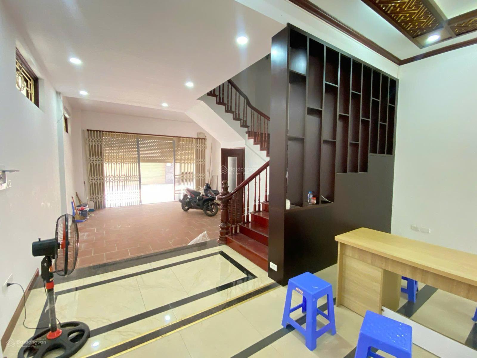 Cho thuê nhà Huy Du	DT 135m, x ,5 tầng, căn góc 2 mặt tiền điều hòa nóng lạnh, nhà mới, giá 48 tr