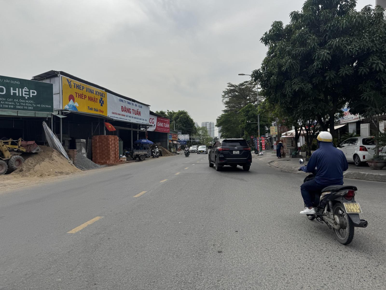 Bán đất Quận 2 bán lô đất Đường Nguyễn Hoàng- 11 x 15m CN 160m2 xây mới hầm 3 tầng- Sổ riêng- 27 tỷ