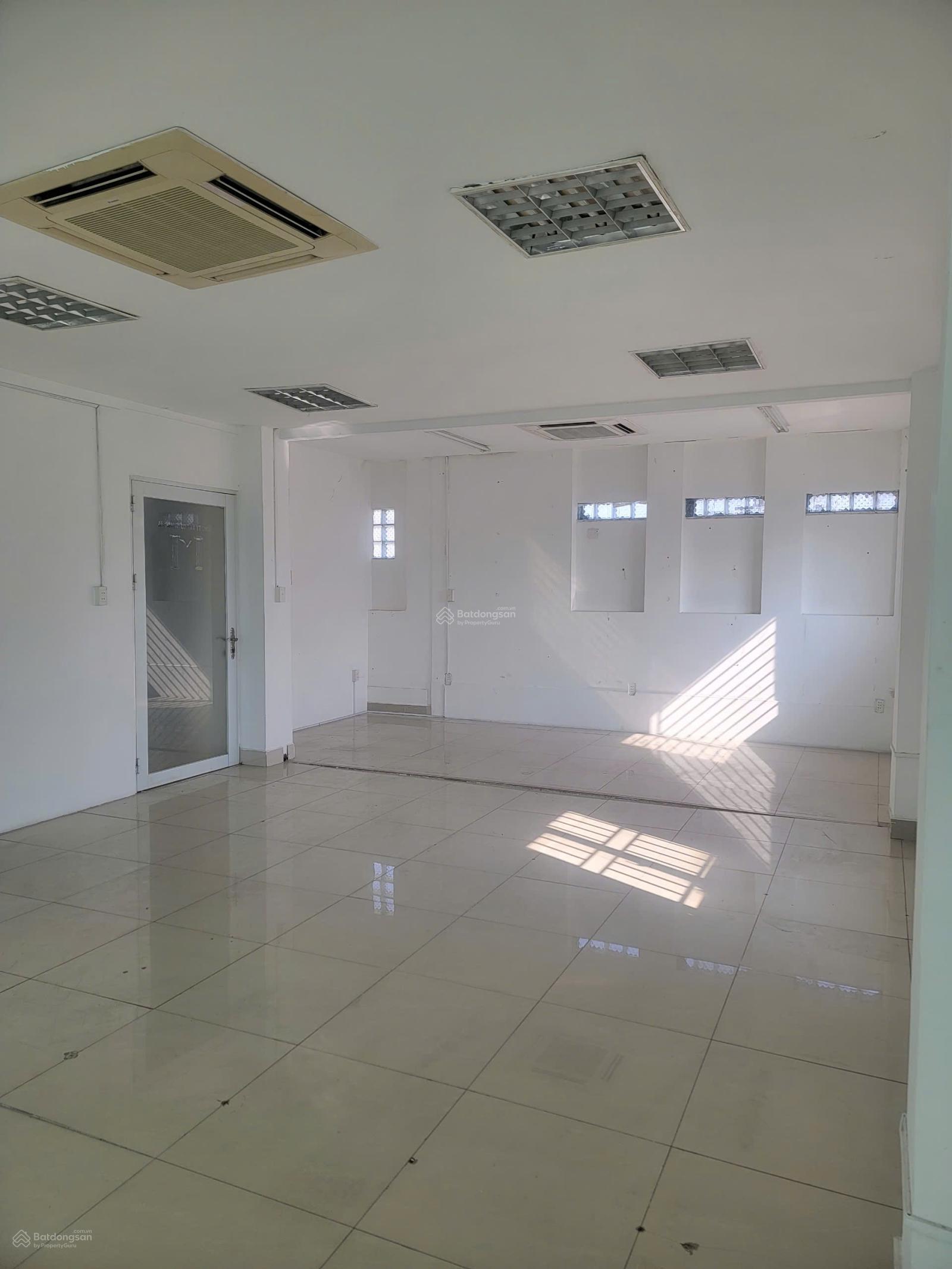 Văn phòng cho thuê khu K300 Quận Tân Bình. DT 60m2 chỉ 13tr/ tháng giá siêu tốt trong