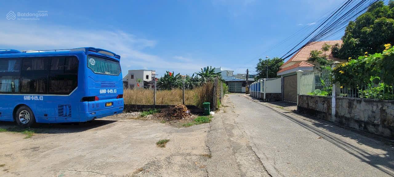 Chủ kẹt tiền gửi bán nền góc hẽm thông xe hơi tránh nhau cách đường Trần Phú 150m