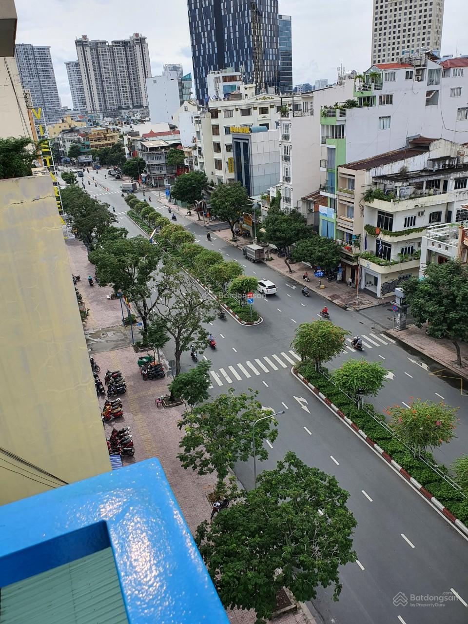 Cho thuê văn phòng 40m2 tòa nhà mặt tiền đường Hoàng Diệu, phường 13, Quận 4