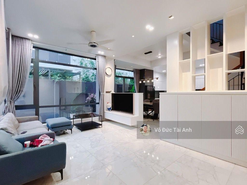 Khu phân lô đẳng cấp, 155m2 biệt thự 3 tầng - ngang 9m nội thất xịn sò an ninh 24/24 chỉ 24,5 tỷ Khu phân lô đẳng cấp, 155m2 biệt thự 3 tầng - ngang 9m nội thất xịn sò an ninh 24/24 chỉ 24,5 tỷ