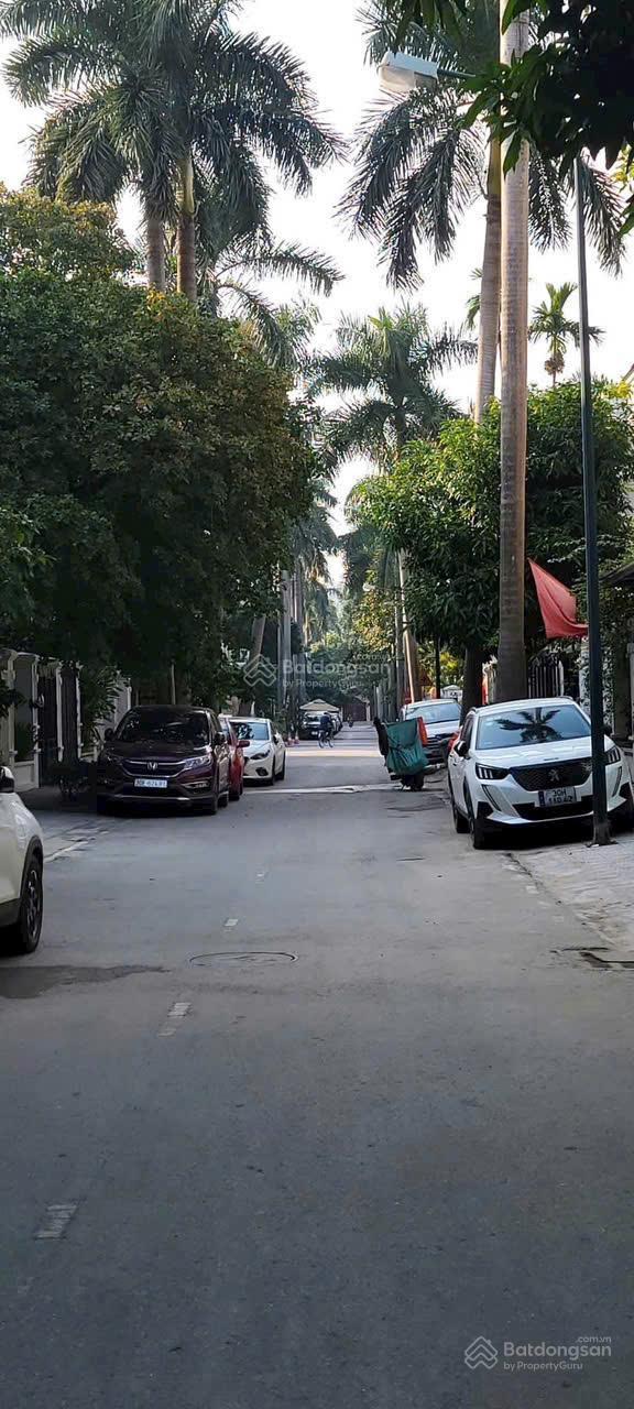 Bán gấp trong tháng 12/2025 biệt thự Ciputra khu C2 diện tích 126m2 giá 45 tỷ