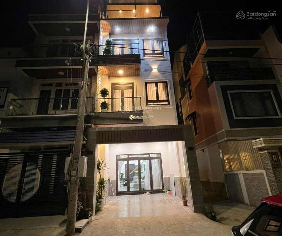 Nhà 2 mặt tiền ngay KQH cách Hồ Xuân Hương 1,5km, view thoáng đẹp săn mây