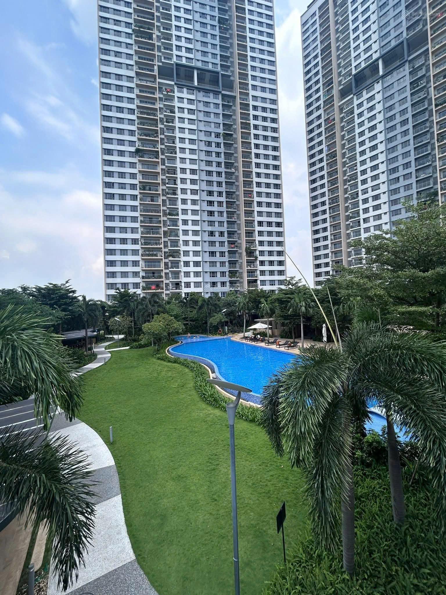 Độc quyền bán căn 3PN - 121 m2 bán tại Palm Heights giá 11.7x tỷ có TL xem nhà em Thuận