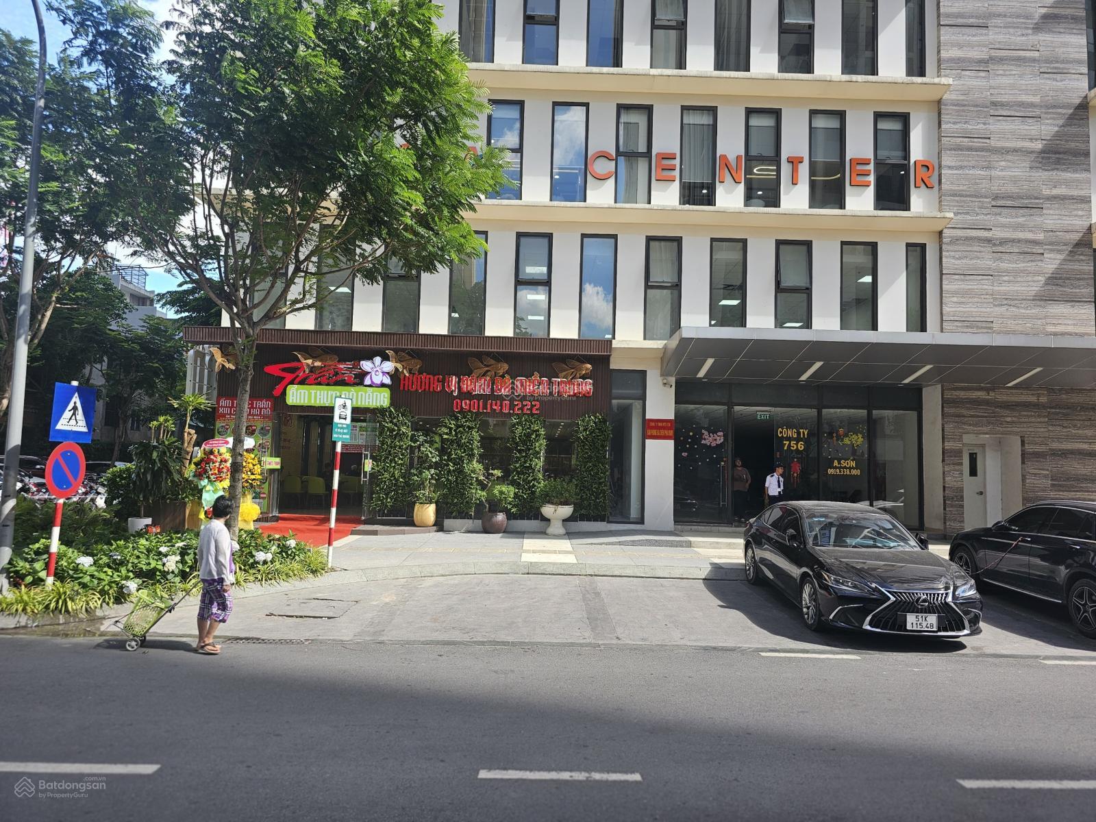 Bán nhà mặt tiền nội bộ 839 Lê Hồng Phong, P12, ngang 5.3m, 4 tầng, thông Sư Vạn Hạnh, cực đẹp Q10