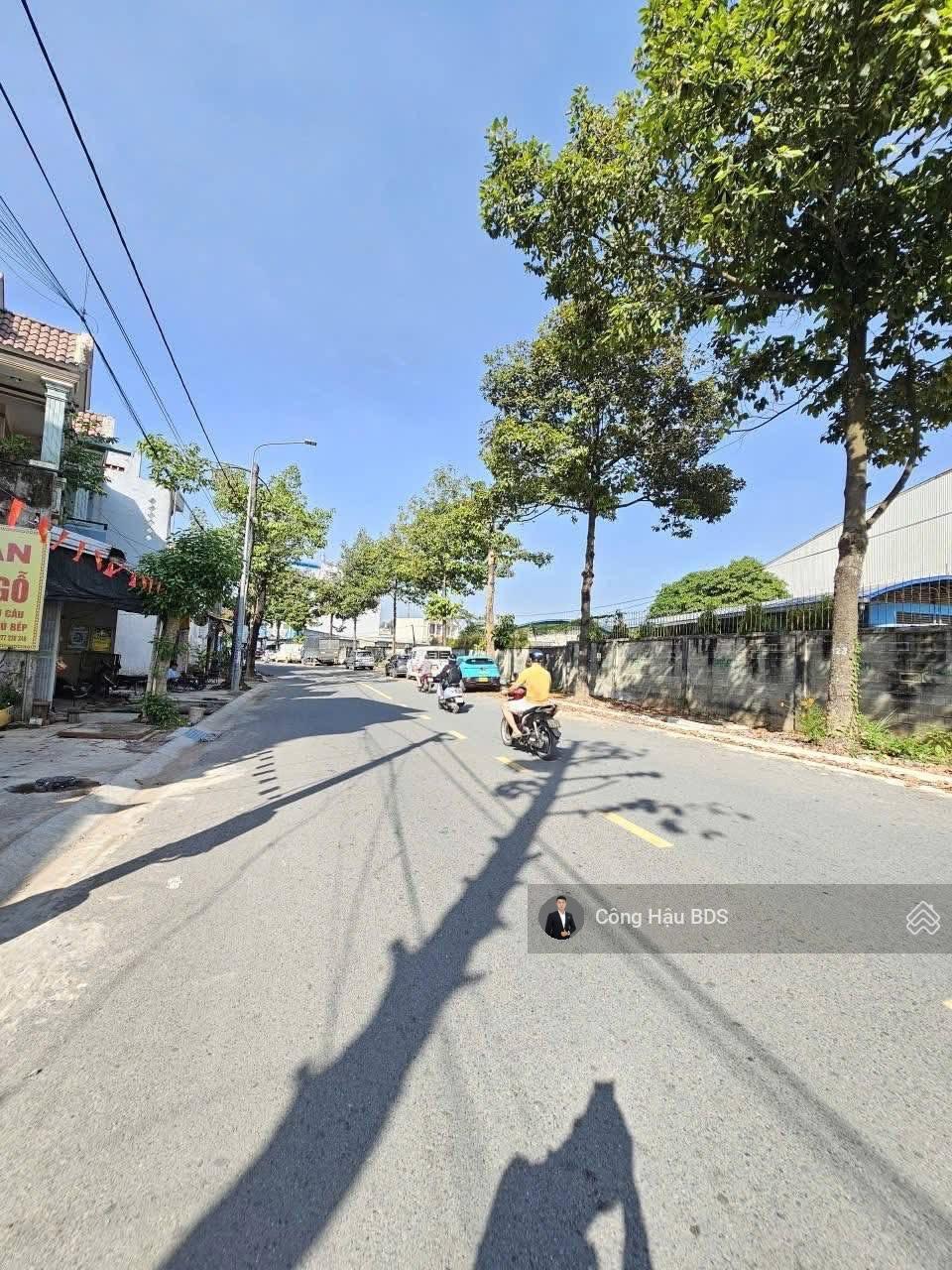 Nhà 3 tầng MT Nguyễn Đình Chiểu, P. Đông Hoà. DT: 100m2(5x20m) ODT: 66.5m2. Gồm 4PN - 5WC, 8.3 tỷ