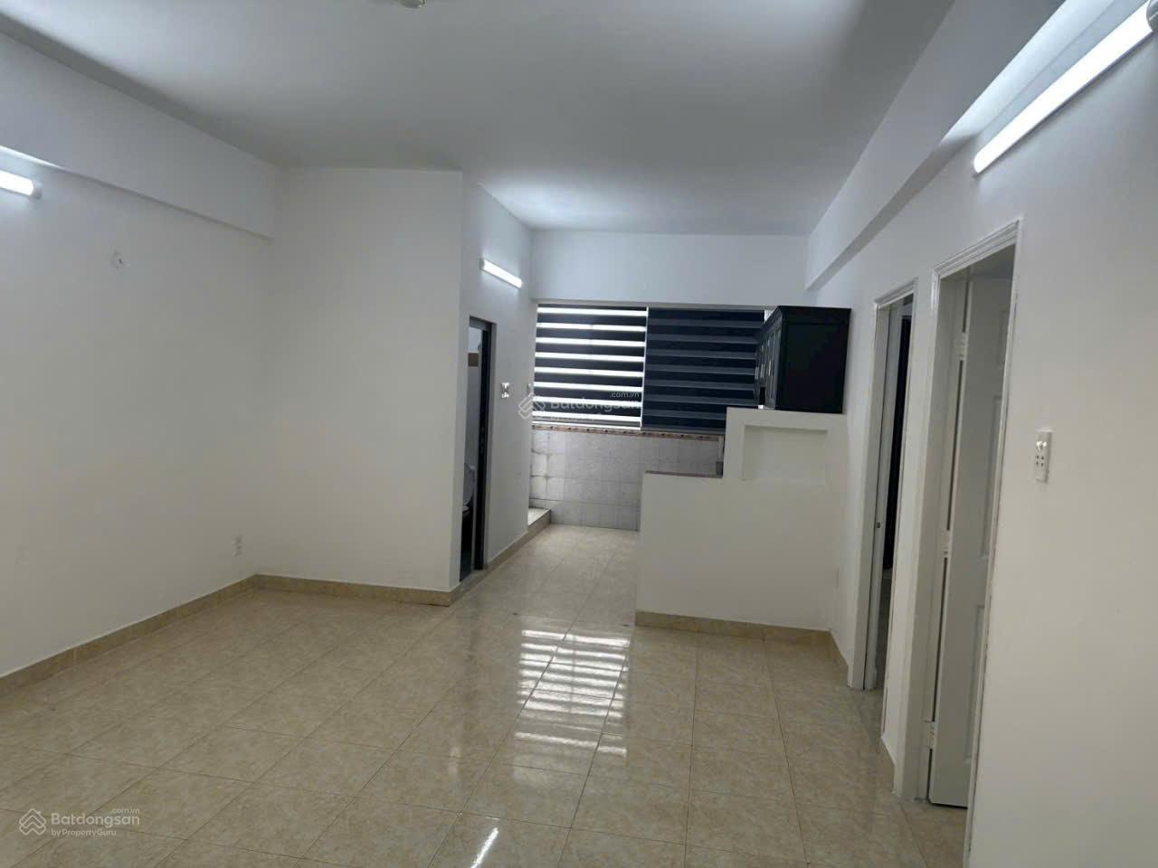 Cần bán căn hộ H3, Đường Hoàng Diệu, Phường 6, Quận 4, diện tích 72m2, 2 phòng ngủ