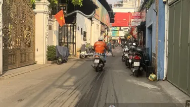 Bán nhà hẻm Đường Lê Quang Định Phường 11 Bình Thạnh 1 trệt lửng 2 lầu ST 2PN master 3WC