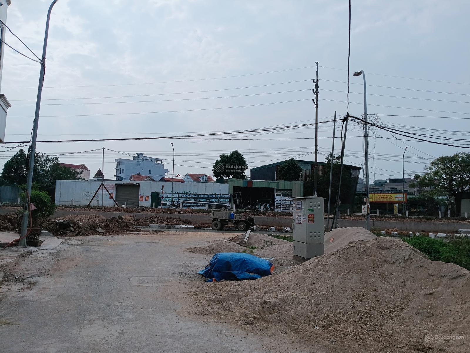 Lô đất dv Song Phương, Hoài Đức, Hà Nội, 12x triệu / m2, 78 m2, cạnh đường 20.5m, LH 0973 791 ***