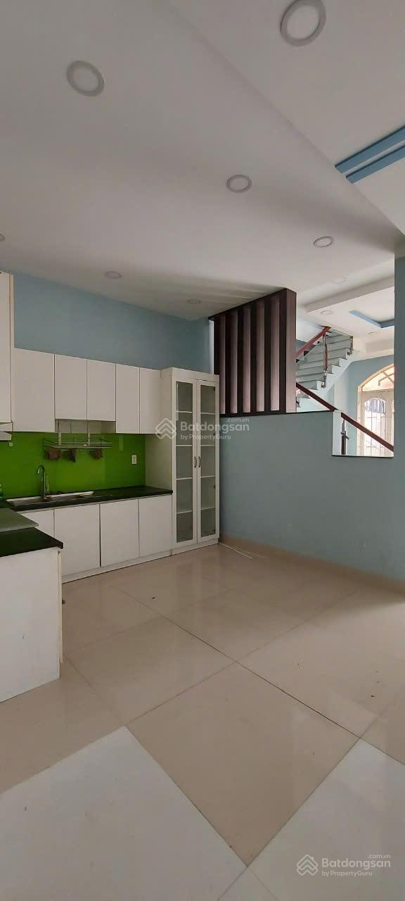 Bán nhà 1 lầu hẻm xe hơi 5m đường Song Hành. DT :6m x 12m, vị trí gần Trường Chinh giá 6.5 tỷ Tl Bán nhà 1 lầu hẻm xe hơi 5m đường Song Hành. DT :6m x 12m, vị trí gần Trường Chinh giá 6.5 tỷ Tl