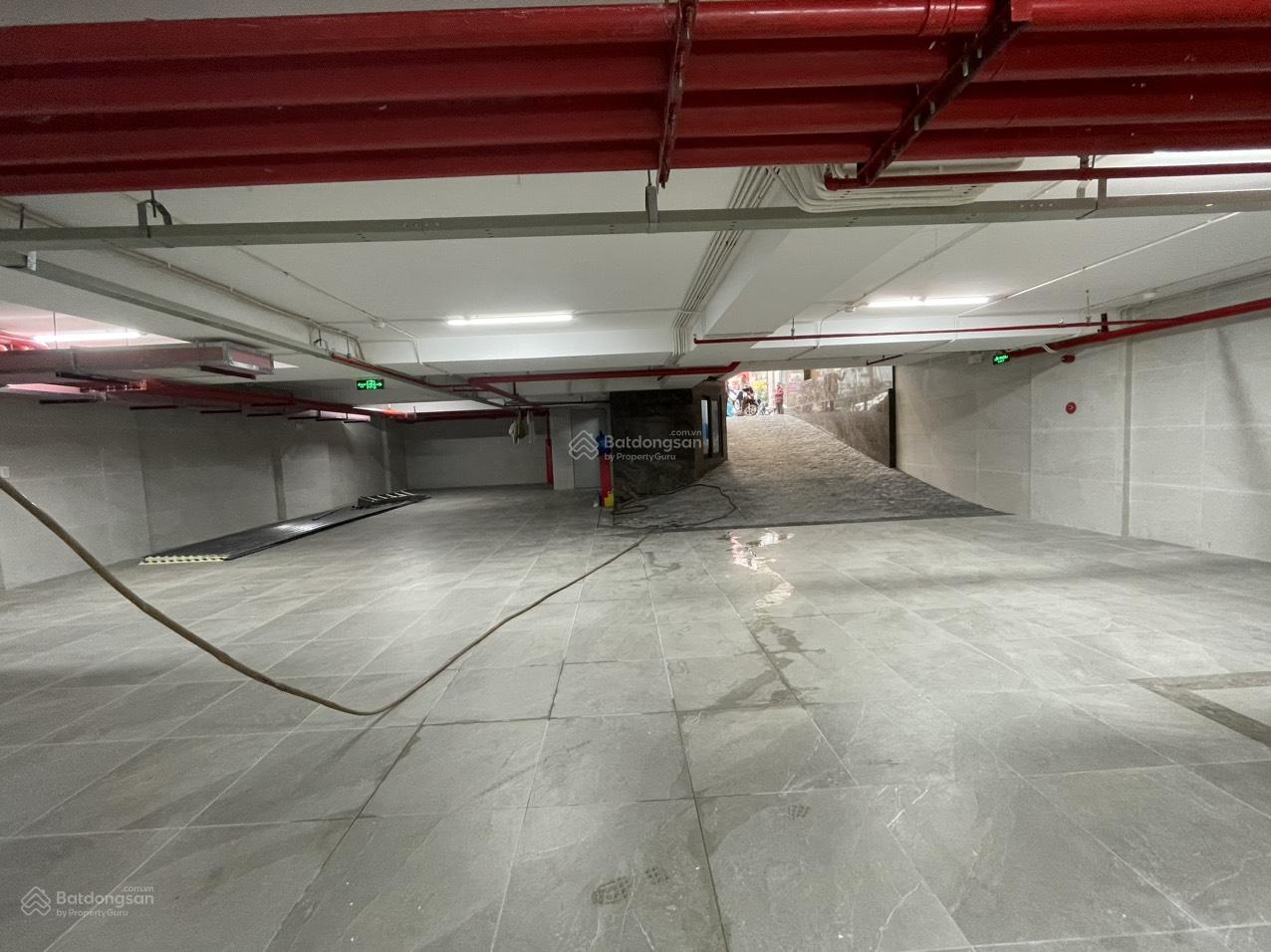 Cho thuê toà nhà mp Quang Trung, Hà Đông. DT 235m2, 8 tầng 1 hầm, thông sàn, pccc đầy đủ, giá 290tr Cho thuê toà nhà mp Quang Trung, Hà Đông. DT 235m2, 8 tầng 1 hầm, thông sàn, pccc đầy đủ, giá 290tr