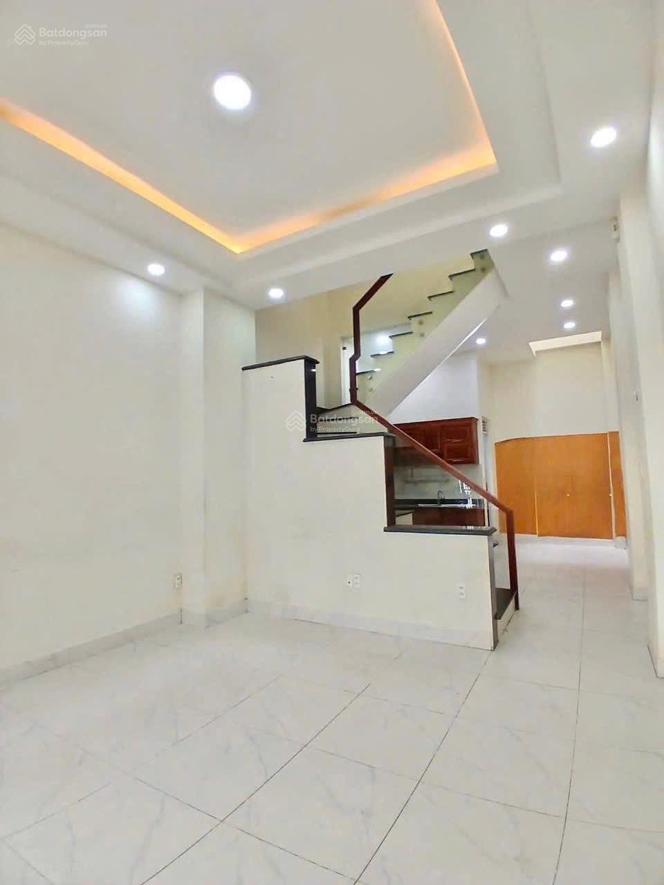 Nhà 3 Tầng Đúc Hẻm 5m đường Ngô Chí Quốc,sau lưng chợ đầu mối,hoàn công đầy đủ giá chỉ 4,8tỷ