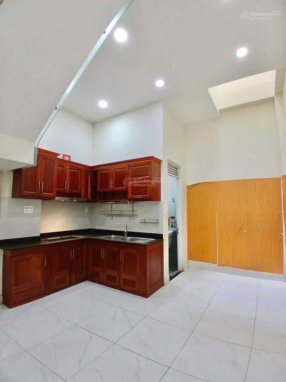 Nhà 3 Tầng Đúc Hẻm 5m đường Ngô Chí Quốc,sau lưng chợ đầu mối,hoàn công đầy đủ giá chỉ 4,8tỷ