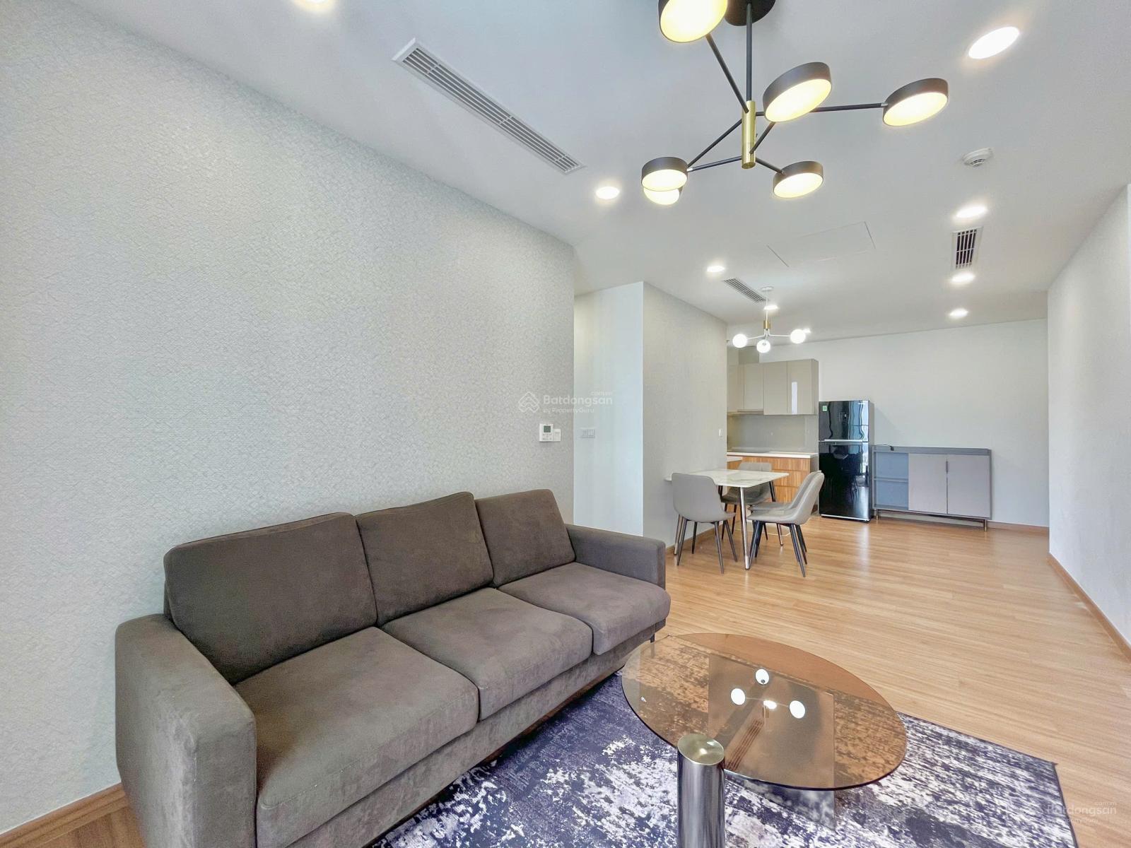 Cho thuê căn hộ 3 phòng ngủ, full nội thất, Eco Green. Giá 20 triệu/tháng