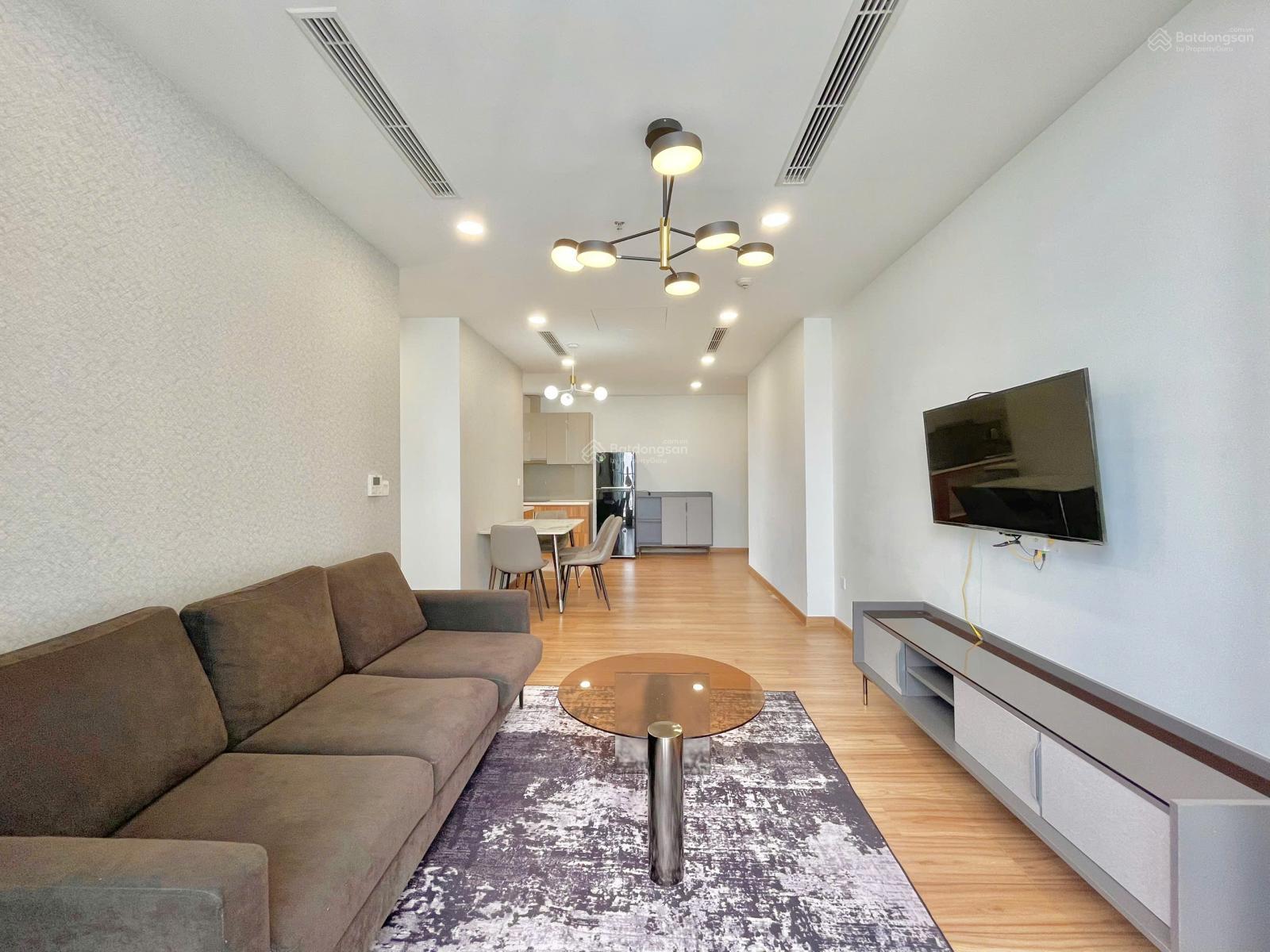 Cho thuê căn hộ 3 phòng ngủ, full nội thất, Eco Green. Giá 20 triệu/tháng