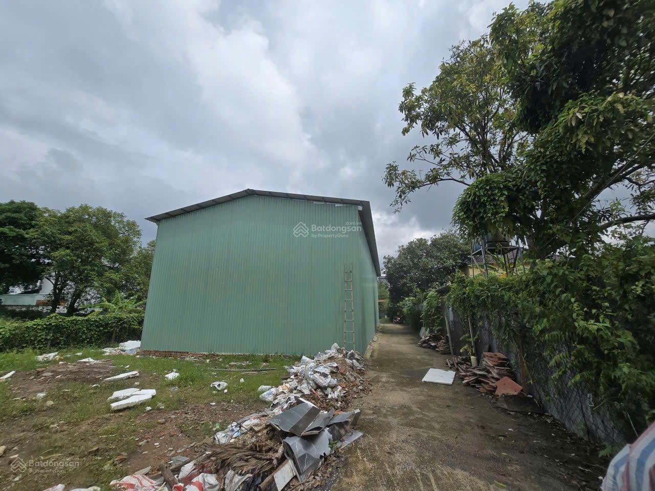 Chính chủ cho thuê nhà xưởng Thạnh Lộc Q12. Đất: 450m2, XD: 250m2 Chính chủ cho thuê nhà xưởng Thạnh Lộc Q12. Đất: 450m2, XD: 250m2