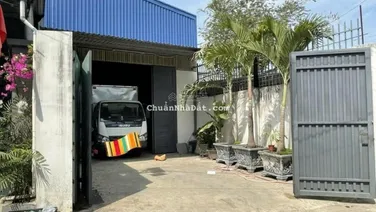 Bán kho xây dựng kiên cố 6x38 cách đường Bùi Trọng Nghĩa 100m giá 2,7tỷ Tl LH 0794 290 ***