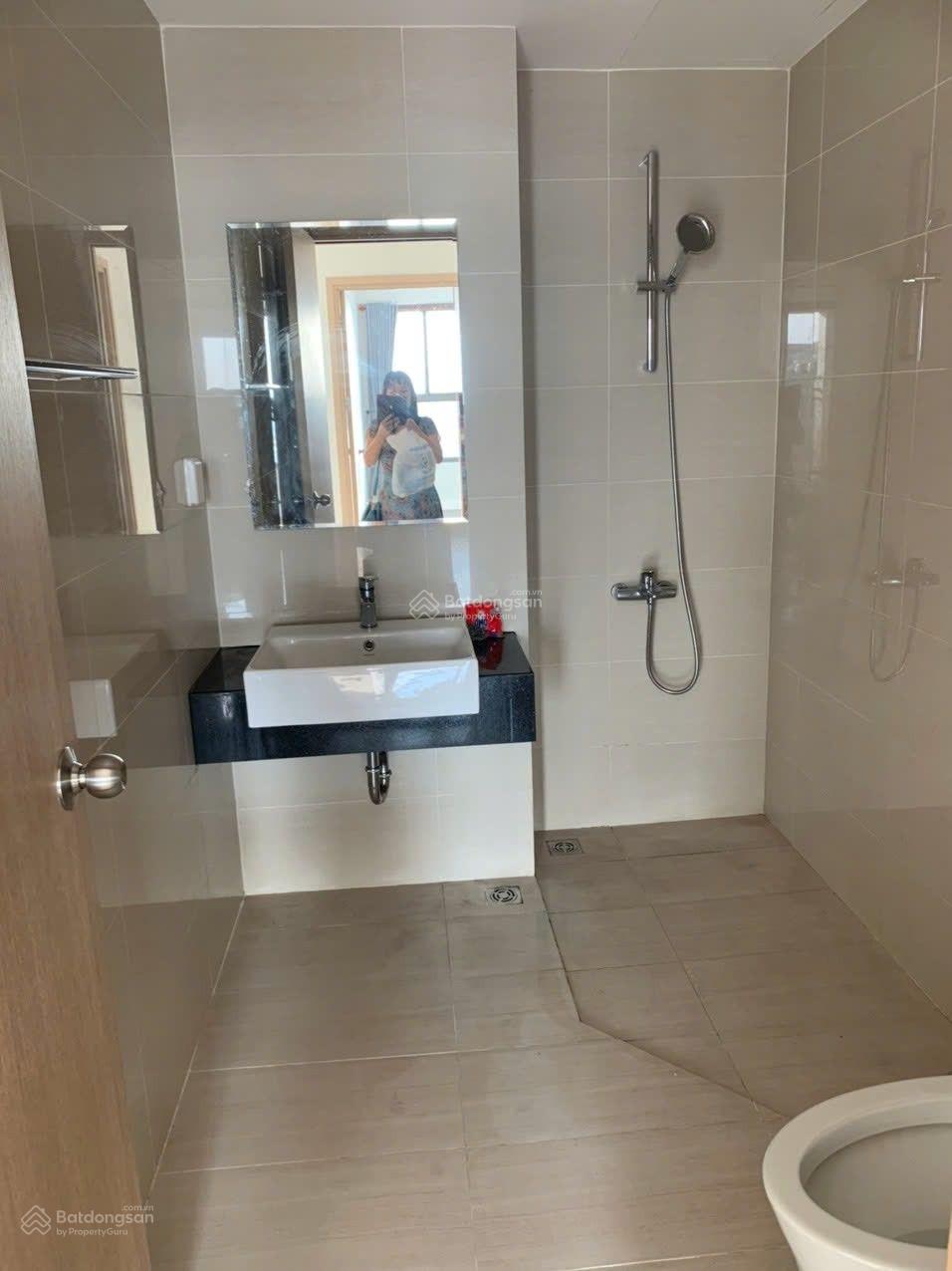 Botanica Premier 70m2, 2pn ntcb giá 15tr ở liền LH 0797 799 ***