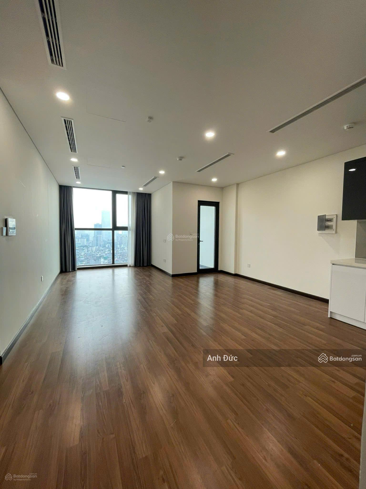 Bán căn hộ Mipec Xuân Thủy 83,5m² 2PN giá 11,43 tỷ trung tâm Cầu Giấy Bán căn hộ Mipec Xuân Thủy 83,5m² 2PN giá 11,43 tỷ trung tâm Cầu Giấy