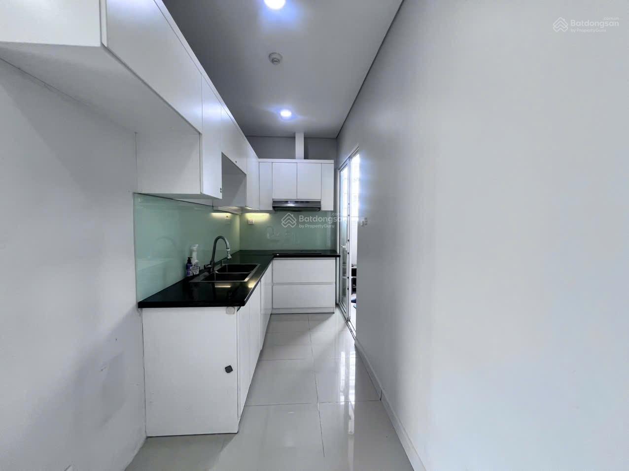 Bán căn hộ 2PN, 2WC tại Dragon Hill Residence, 4,85 tỷ, 75m2, Nhà Bè, HCM