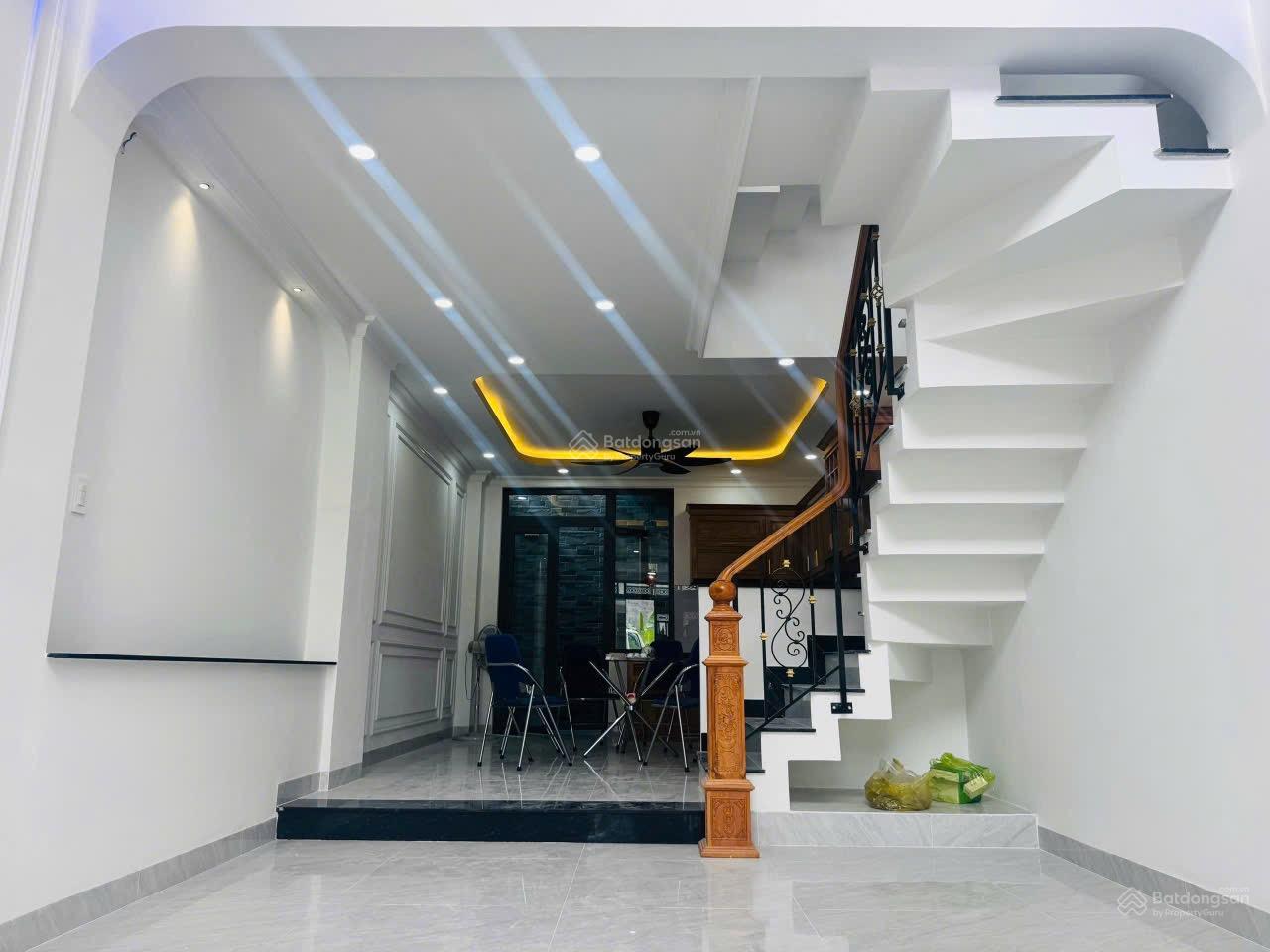 Nhà hẻm xe hơi quay đầu 54 m2 4 tầng btct 7 tỷ 9 còn 1 căn duy nhất