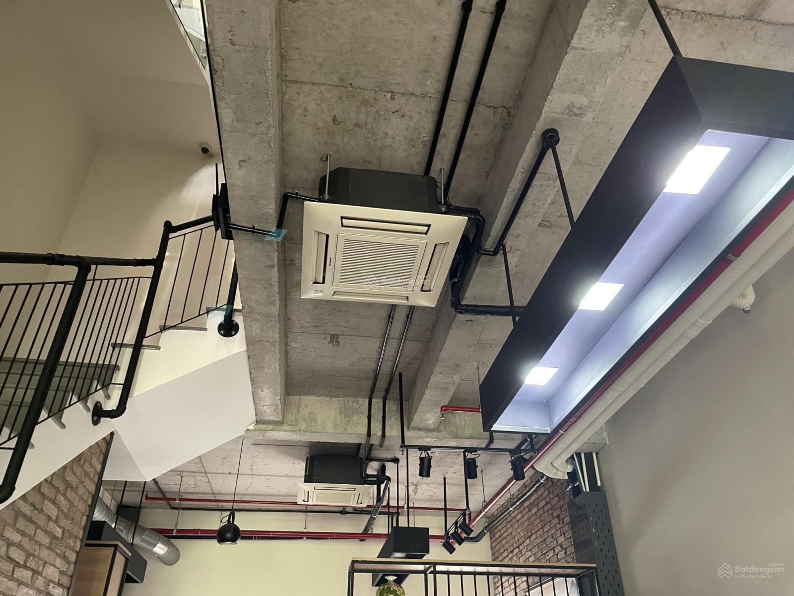 Chính chủ - Cần bán gấp căn 5x18m view trực diện cv . Nhà nội thất cơ bản . Giá từ 15.5tỷ Chính chủ - Cần bán gấp căn 5x18m view trực diện cv . Nhà nội thất cơ bản . Giá từ 15.5tỷ