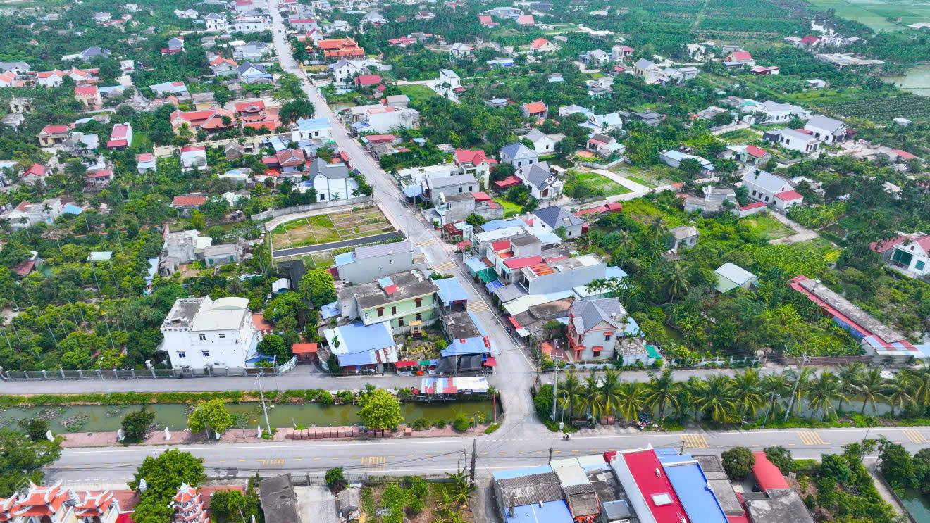 Trực tiếp bán 10 lô đất trung tâm ngay cổng chào KCN Tràng Duệ 3, giá 900tr/lô, đầu tư chắc thắng.