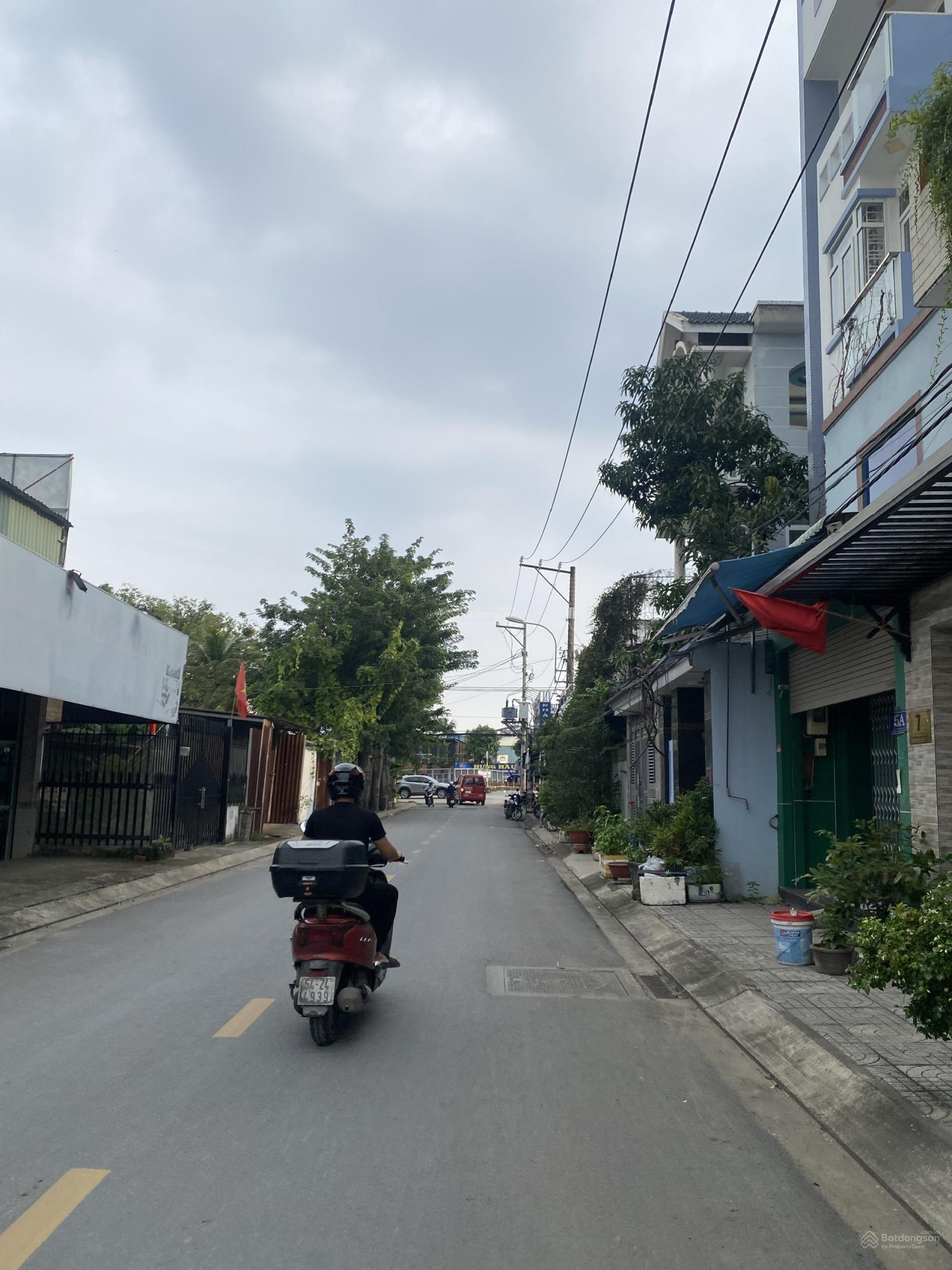 Bán khuôn đất đẹp DT: 9m x 18m, hẻm nhựa xe tải đường Thạnh Xuân 25, Q12 (Phường Thới An, TPHCM)