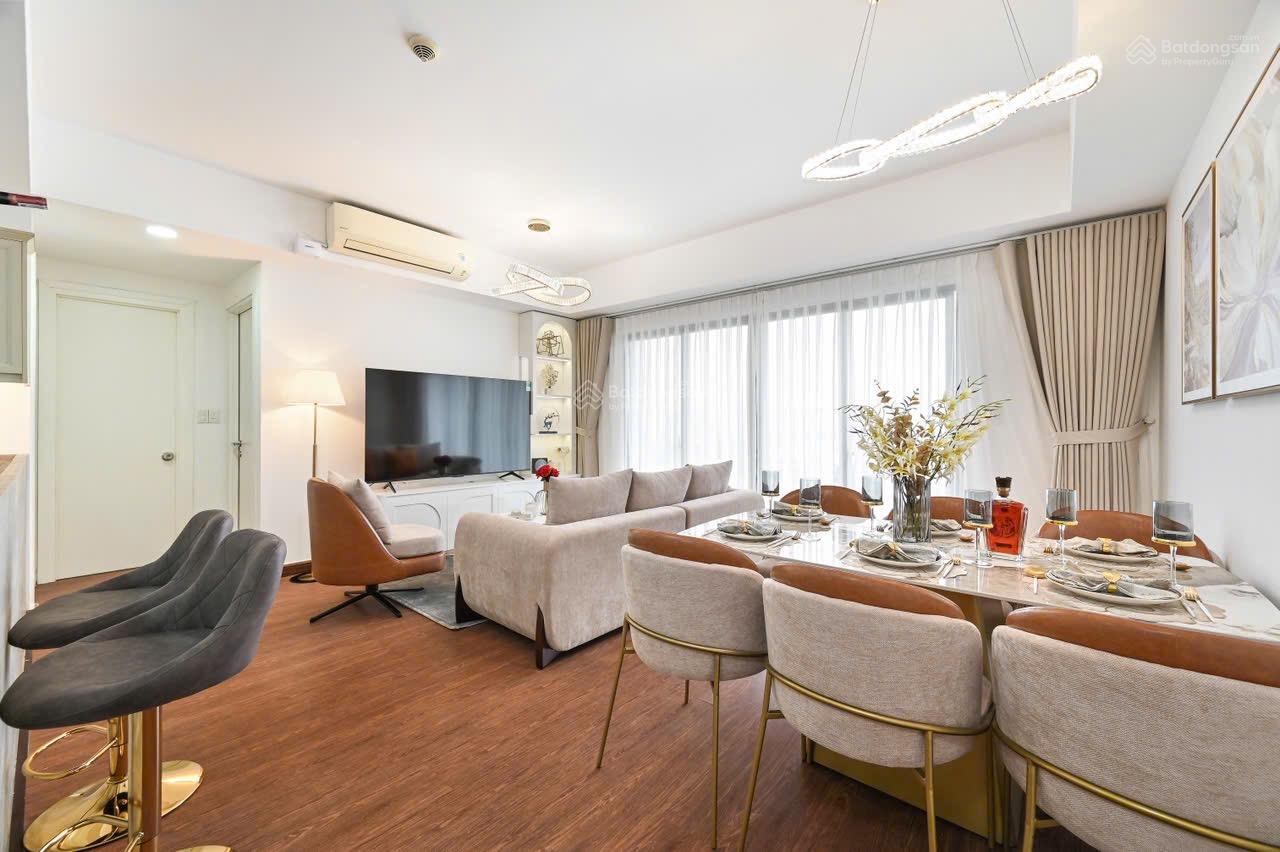 Bán 3PN Masteri ban công 4 cánh - bếp mở - 99m2 - Toà T5 - 12.5 tỷ all in - Sang Masteri 0909 634 ***