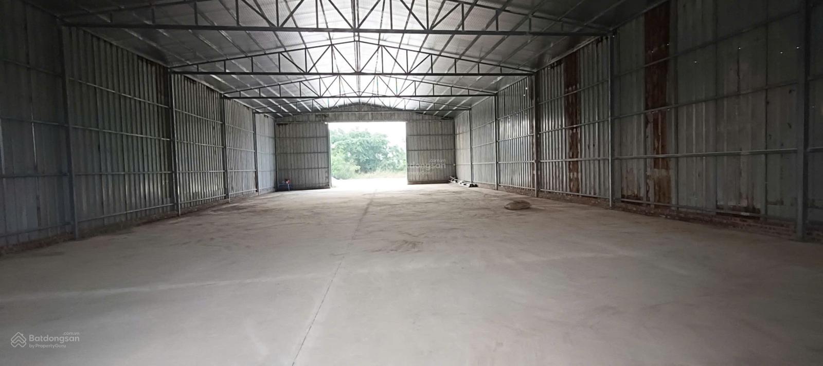 Cho thuê kho đường Phan Trọng Tuệ, Thanh Trì. 700m2, công vào trong kho, tôn trống nóng. 60k/m2