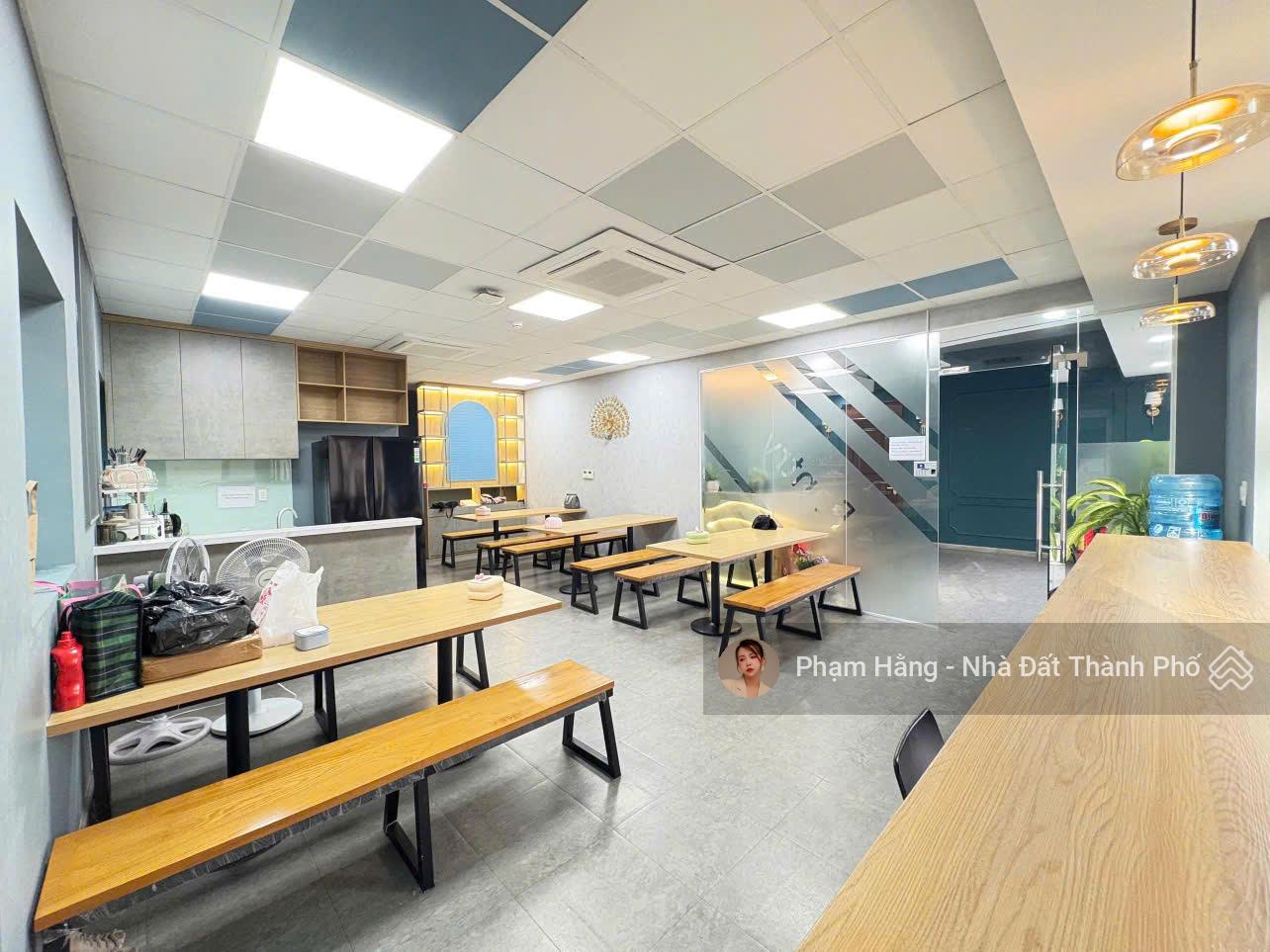 Cho thuê mặt bằng trệt căn góc 2 mặt tiền