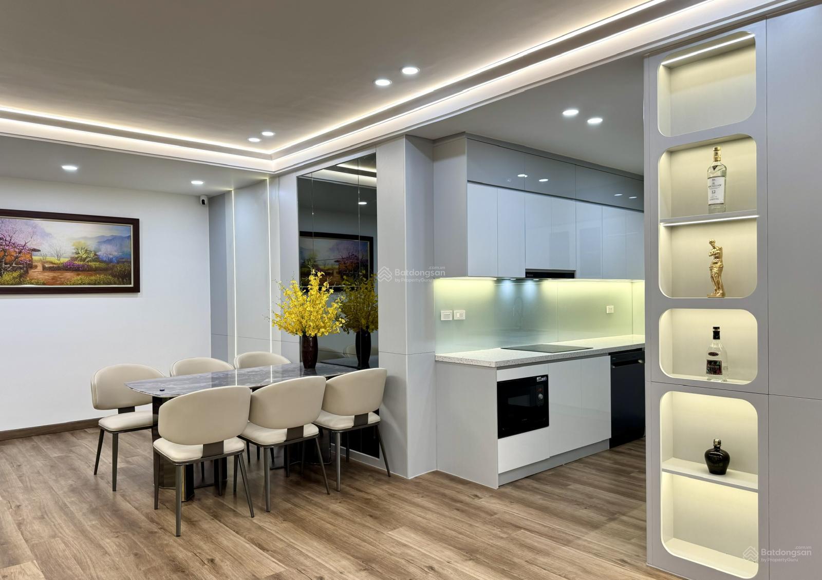 Cần bán gấp 02 căn "Hoa Hậu 2PN" chung cư Thái Hà BCA - DT: 70m2, full đồ đẹp, tầng trung, 6,3 tỷ