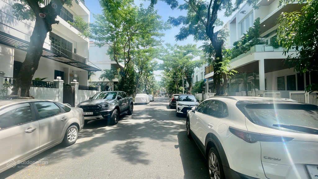 Lô góc! Bán đất 2 mặt tiền 252m2, 63,49 tỷ - MT Hoa Hồng 1 - Q. Sơn Trà