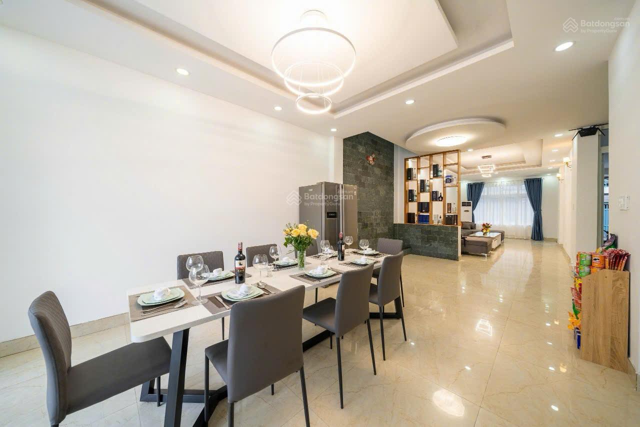 BIỆT THỰ PHỐ THẢO ĐIỀN | MẶT TIỀN NGUYỄN BÁ HUÂN | CÓ HỒ BƠI | HĐT 3.080 USD/THÁNG | GIÁ CHỈ 35 TỶ!