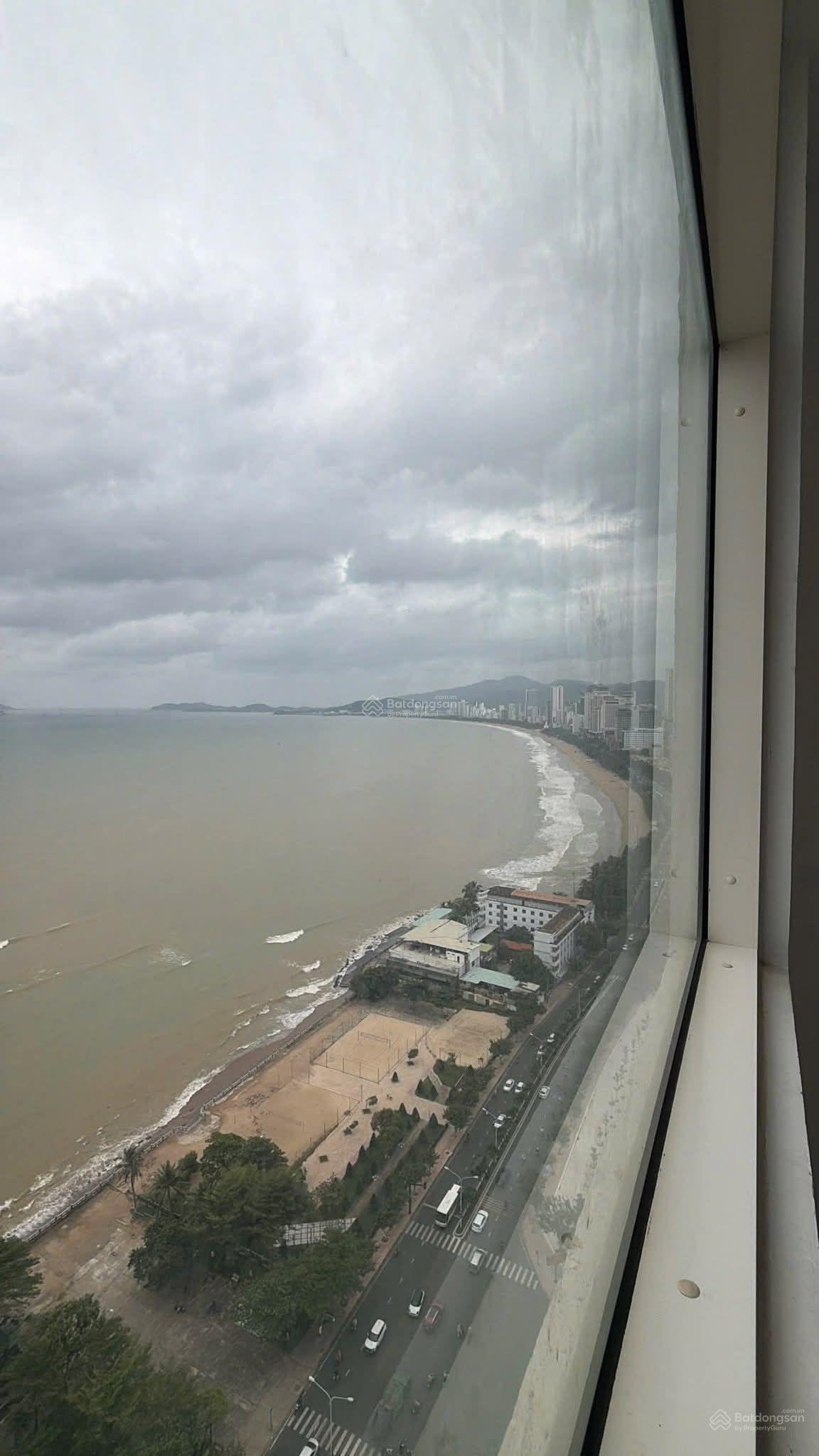 Bán nhanh giá rẻ căn góc biển hoa hậu 34, ko ai bán. Mường Thanh 04 Trần Phú