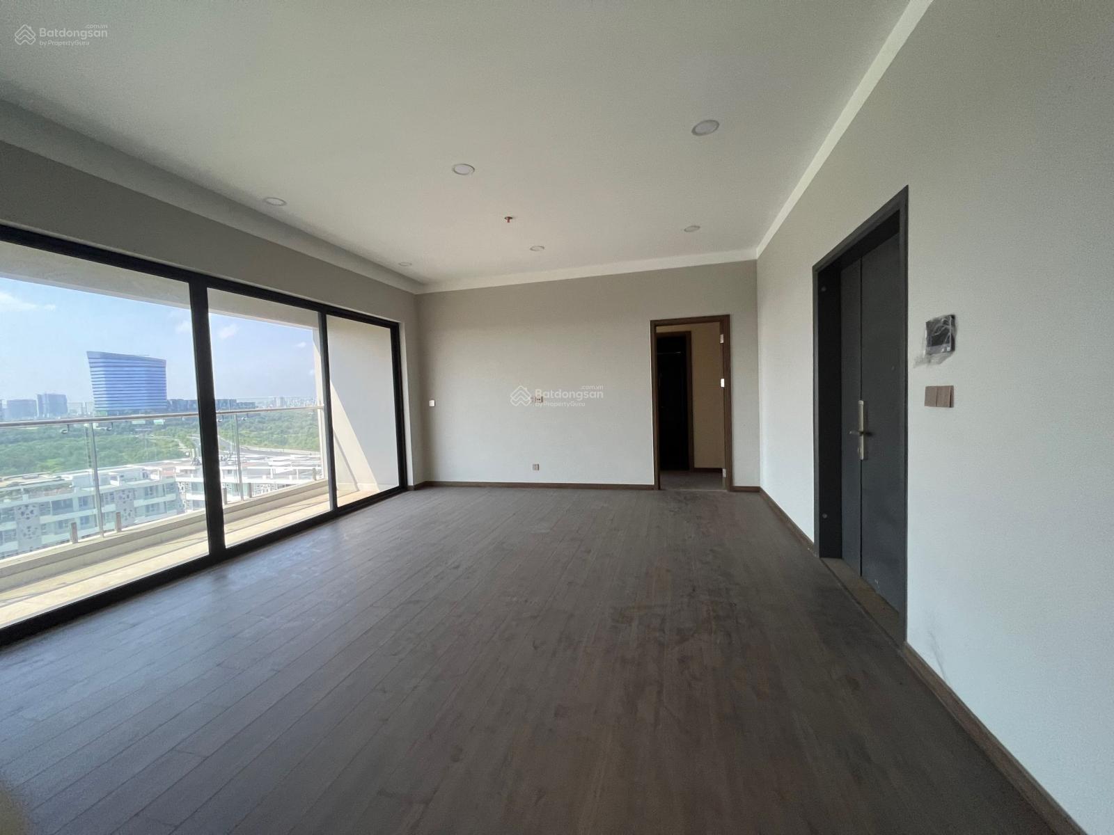 D'Verano cho thuê Penthouse 232.4m2 sử dụng (+250m2 hồ bơi, sân vườn riêng ) Giá : 100tr /tháng
