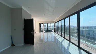 D'Verano cho thuê Penthouse 232.4m2 sử dụng (+250m2 hồ bơi, sân vườn riêng ) Giá : 100tr /tháng