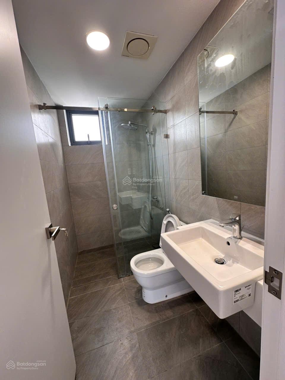 Cần bán căn hộ Precia Quận 2 tầng cao DT 71m2 căn 2PN2WC giá 5.7 tỷ view xem bắn pháo hoa