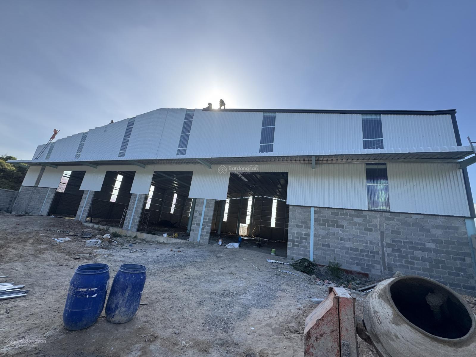 Mặt tiền đường lớn Tóc Tiên làm nhà xưởng giá cực sốc trước 10 tỷ nay chỉ 6.5 tỷ thương lương