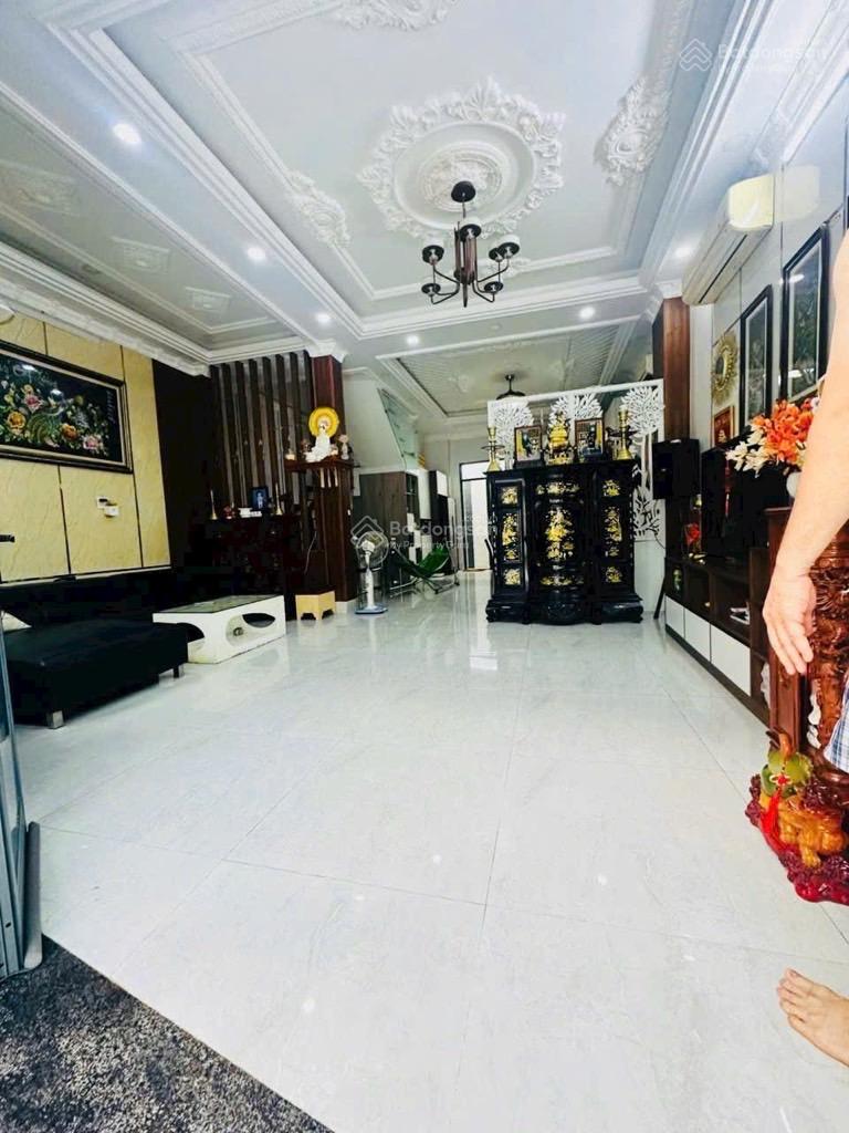 6.2x13m - 4 tầng - KDC vip - 7,39 tỷ - Huỳnh Tấn Phát - Nhà Bè