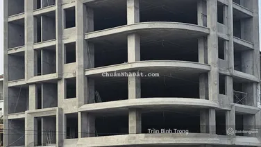 Cho thuê tòa nhà văn phòng 6 tầng, 1500m2 (250m2/sàn) tại Phường Liên Bảo, Vĩnh Phúc, giá 150tr/th