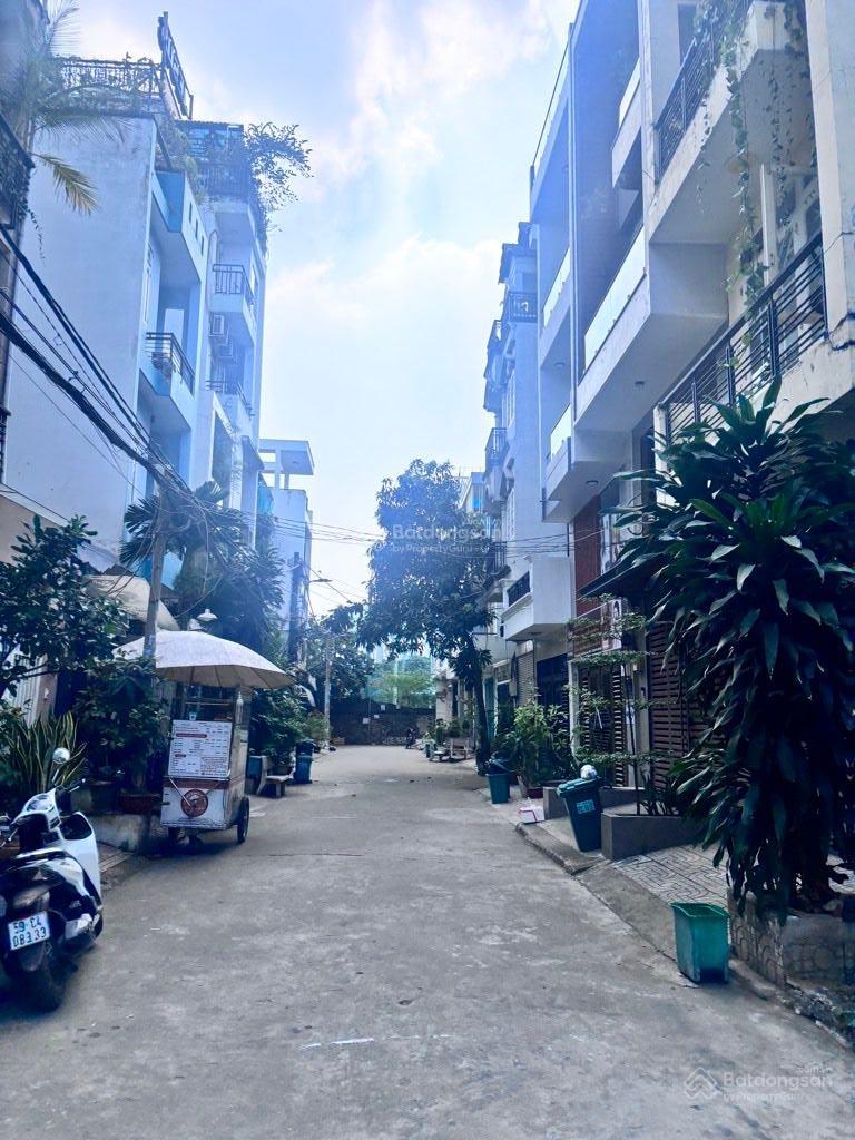 Bán nhà đường 12m - 2PN, 1WC, 60m2 tại Nguyễn Văn Quỳ, Q7, TP. HCM, 9,1 tỷ