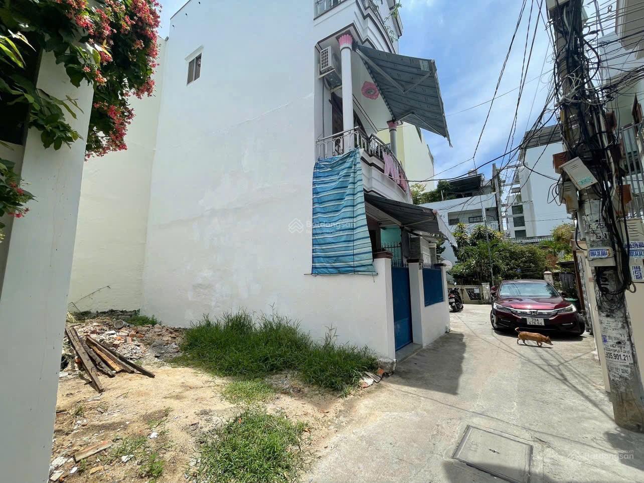 Đất hẻm ô tô Hồ Xuân Hương, gần Hát Giang, cách biển Trần Phú: 1,8km Giá: 2,8 tỷ