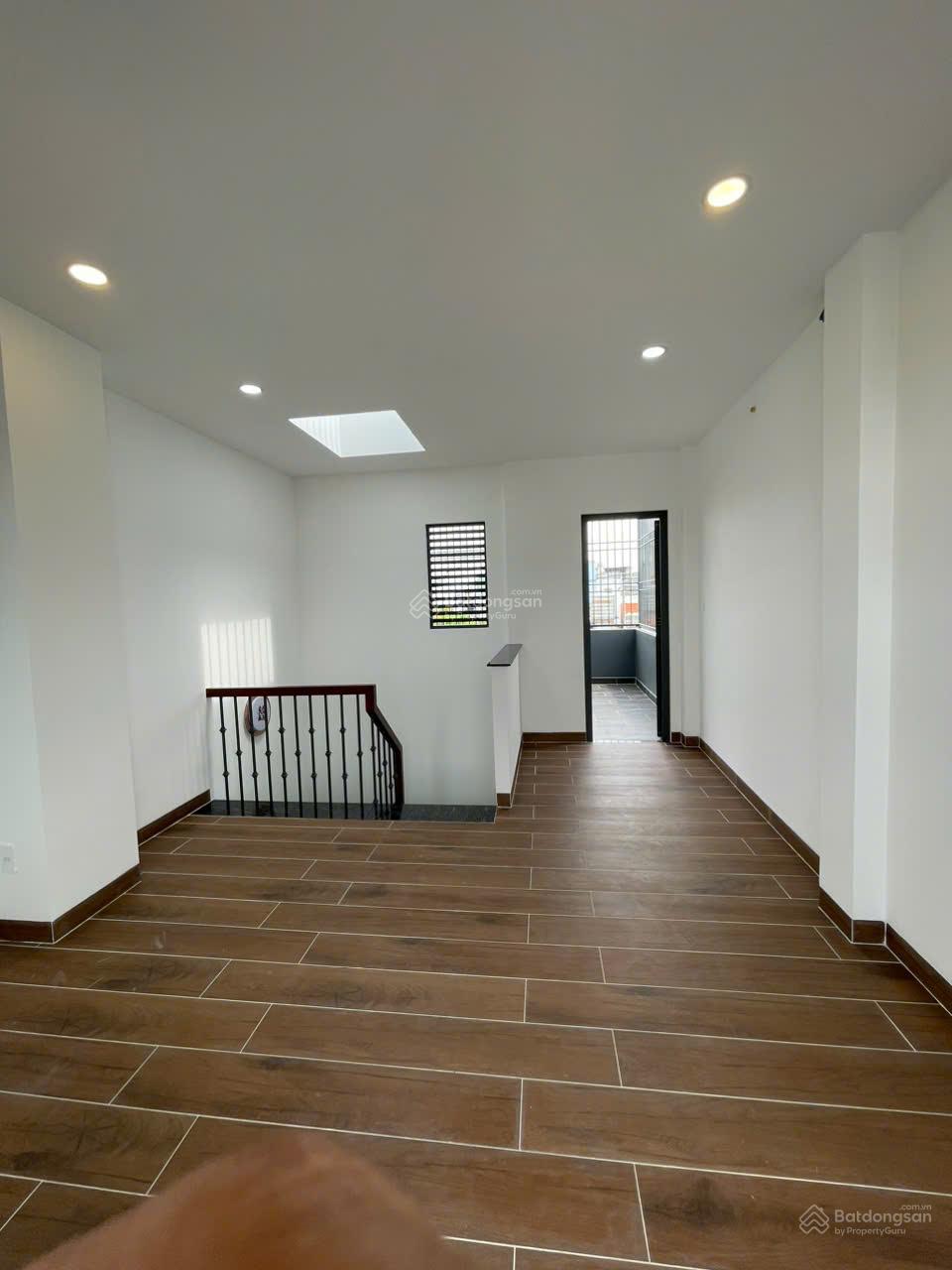 Bán nhà 2 mặt tiền Trần Thủ Độ, Q Tân Phú, DT: 4x12m. Giá: 8,9 tỷ TL