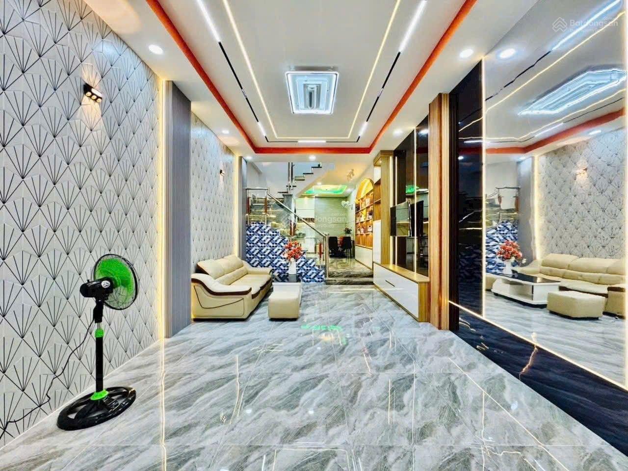 NHÀ RẺ ĐẸP HẺM XE HƠI SÁT GA T3 - Chợ Tân Sơn Đường Nguyễn Tư giản F12 Gò Vấp 4x17 Trệt 2 Lầu 4PN