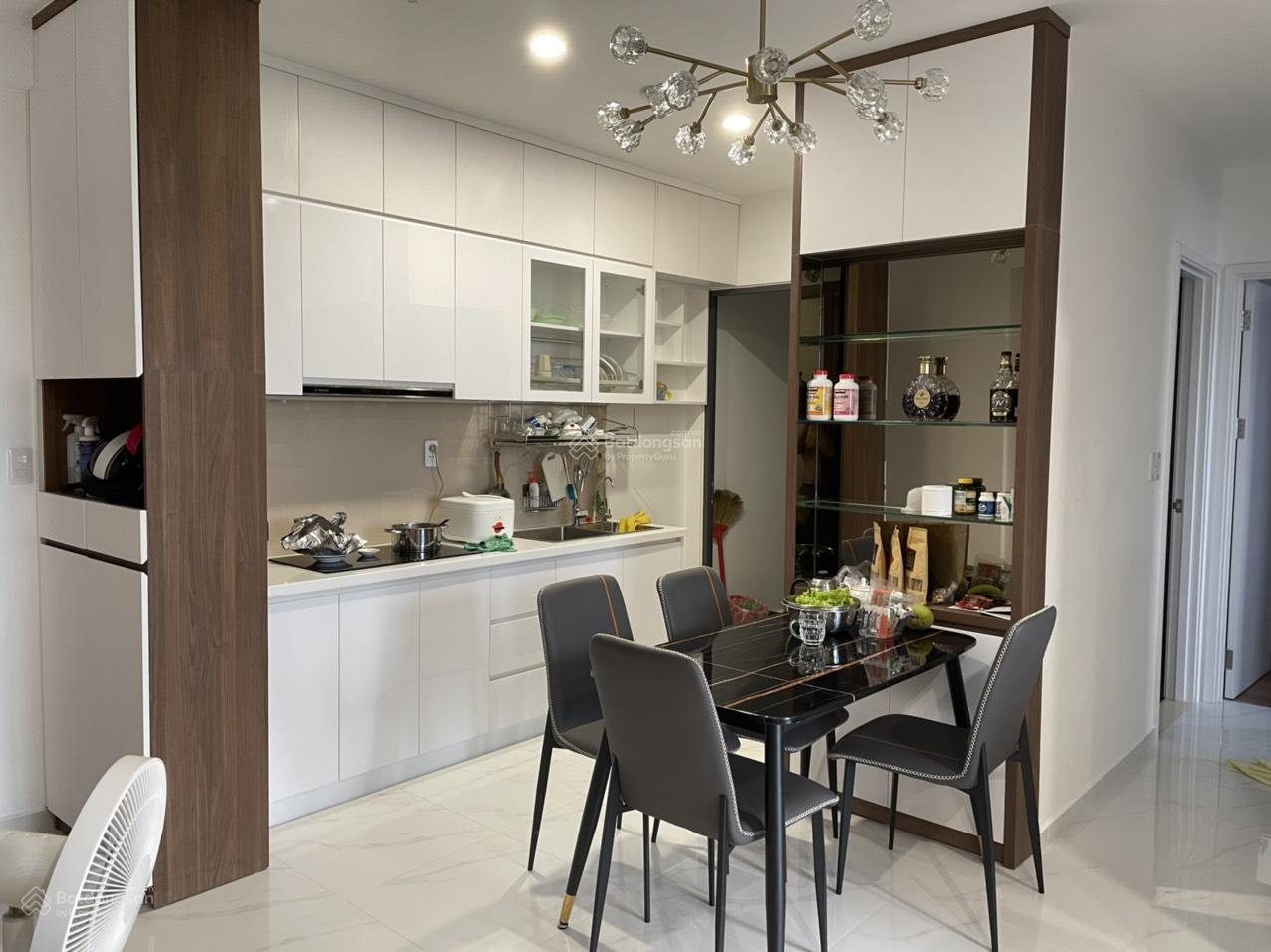 Cho thuê D'Lusso 1PN 11tr có nội thất 13tr, 2p 13tr có nội thất 14-16tr, 3p 18tr